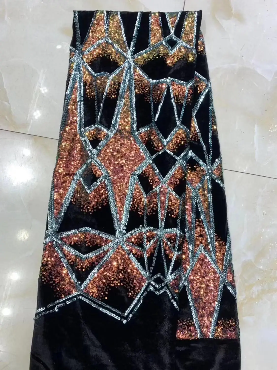 

Velvet Lace Fabric for Dresses 2019 Latest Nigerian French Tulle Lace with Sequin High Quality African Sequins Lace Fabric
