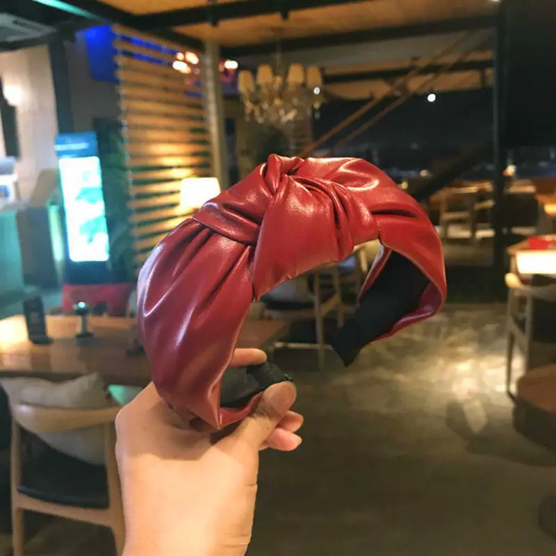 

Korean Trendy Handmade PU Leather Girls Hairbands Middle Knotted Headbands Fashion Fur Headband Head Hoop Women Hair Accessories