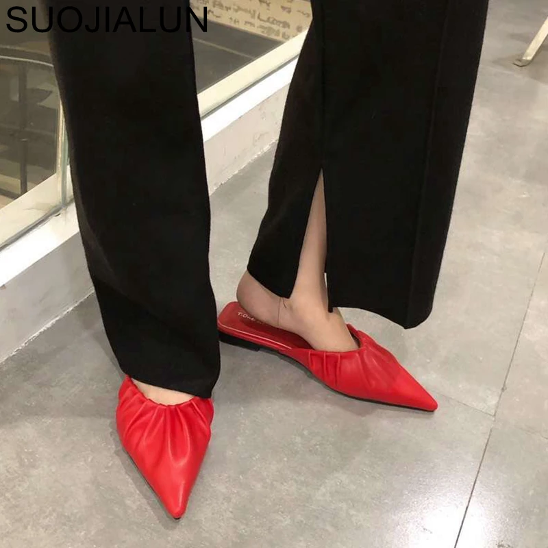 

SUOJIALUN 2020 Spring Brand Women Slipper Low Heels Slippers Sewing Pointed Toe Mules Shoes Fashion Slip on Loafers Shallow Slid