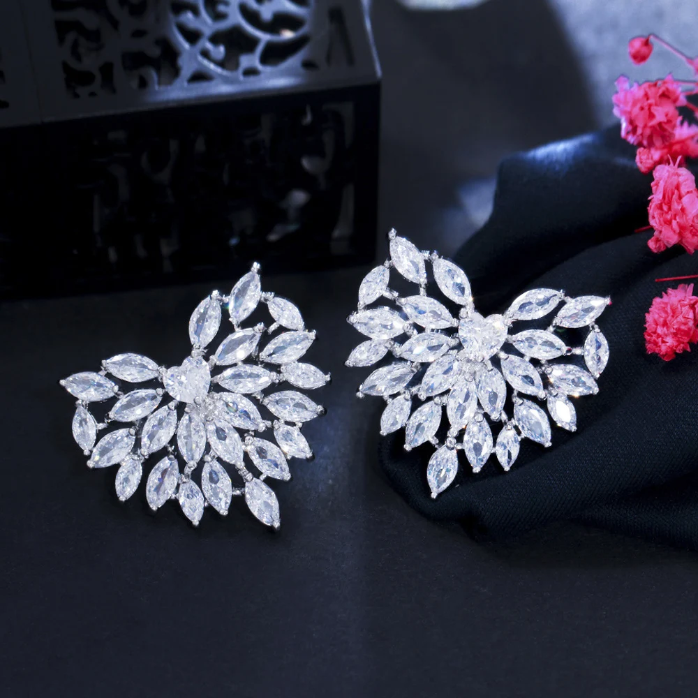 Женские свадебные серьги-гвоздики в форме сердца ThreeGraces сверкающие серьги с