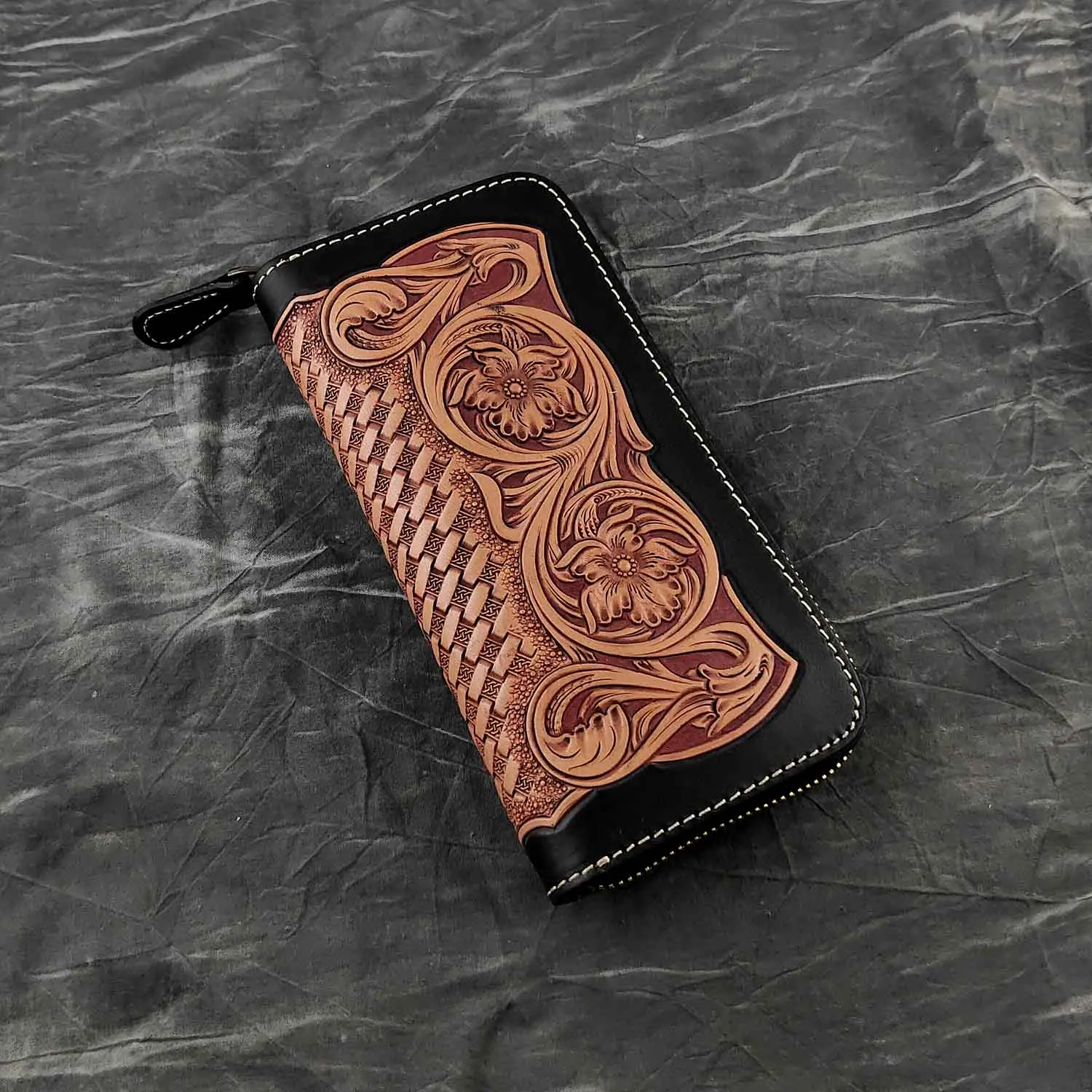 Handmade Ccowhide leather Ccarving men women wallets Japanese long Purse