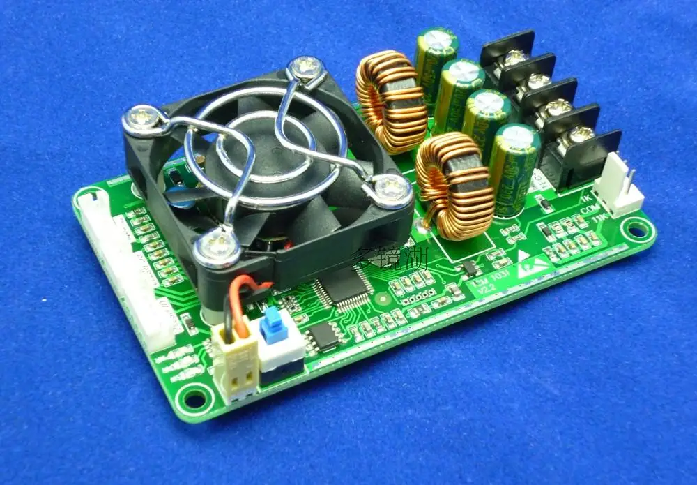 Термостат TEC, полупроводниковый Холодильный модуль контроля температуры, двунаправленный 15A ток TCM1031
