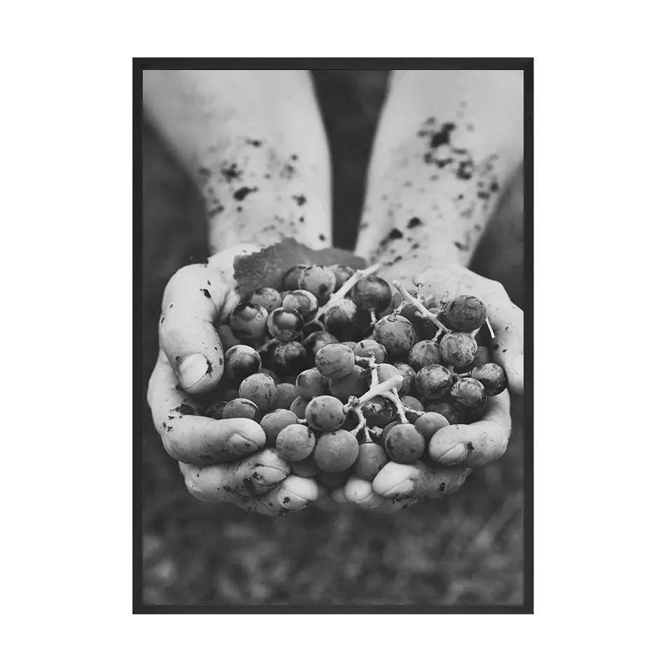 Street-Hands-Vintage-Camera-Wall-Art-Black-White-Canvas-Painting-Nordic-Poster-And-Prints-Modern-Wall (1)