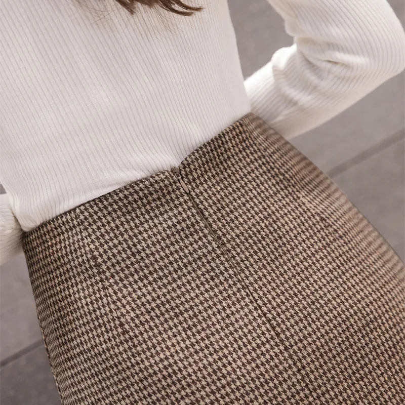 Women's Woolen Fabric Plaid Split Skirt Autumn Winter Female A-line Skirt Vintage High Waist New Knee-length Step Skirts ML268