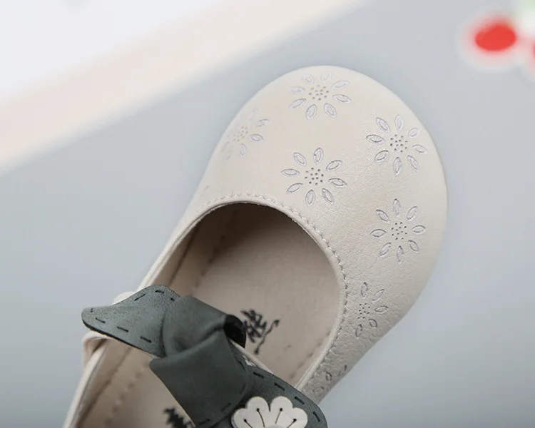 Baby Girl Bow Flower Shoes 1-3 Years Old Soft Bottom Princess Toddler Shoes Baby Infant Shoes Baby Leather Shoes