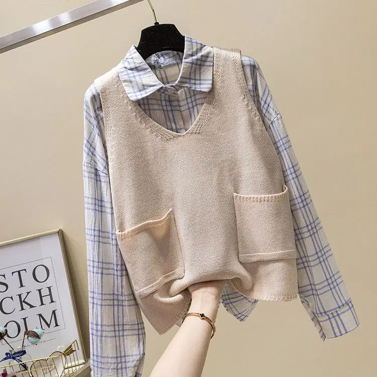 

Spring and autumn knitted waistcoat women's 2020 new Korean version of the college style loose wild student v-neck sweater vest