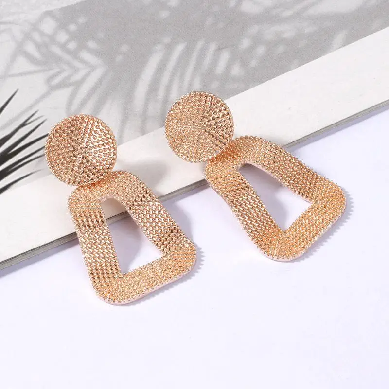 Элегантные геометрические серьги для женщин модные массивные в стиле панк