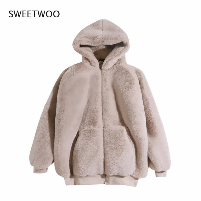 Рисунок 5 - Пальто из искусственного меха зимнее