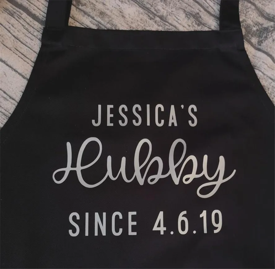 Set of 2 Apron, Chef Apron, Personalized Couple Wifey and Hubby Apron Set, Wedding Couple Gift