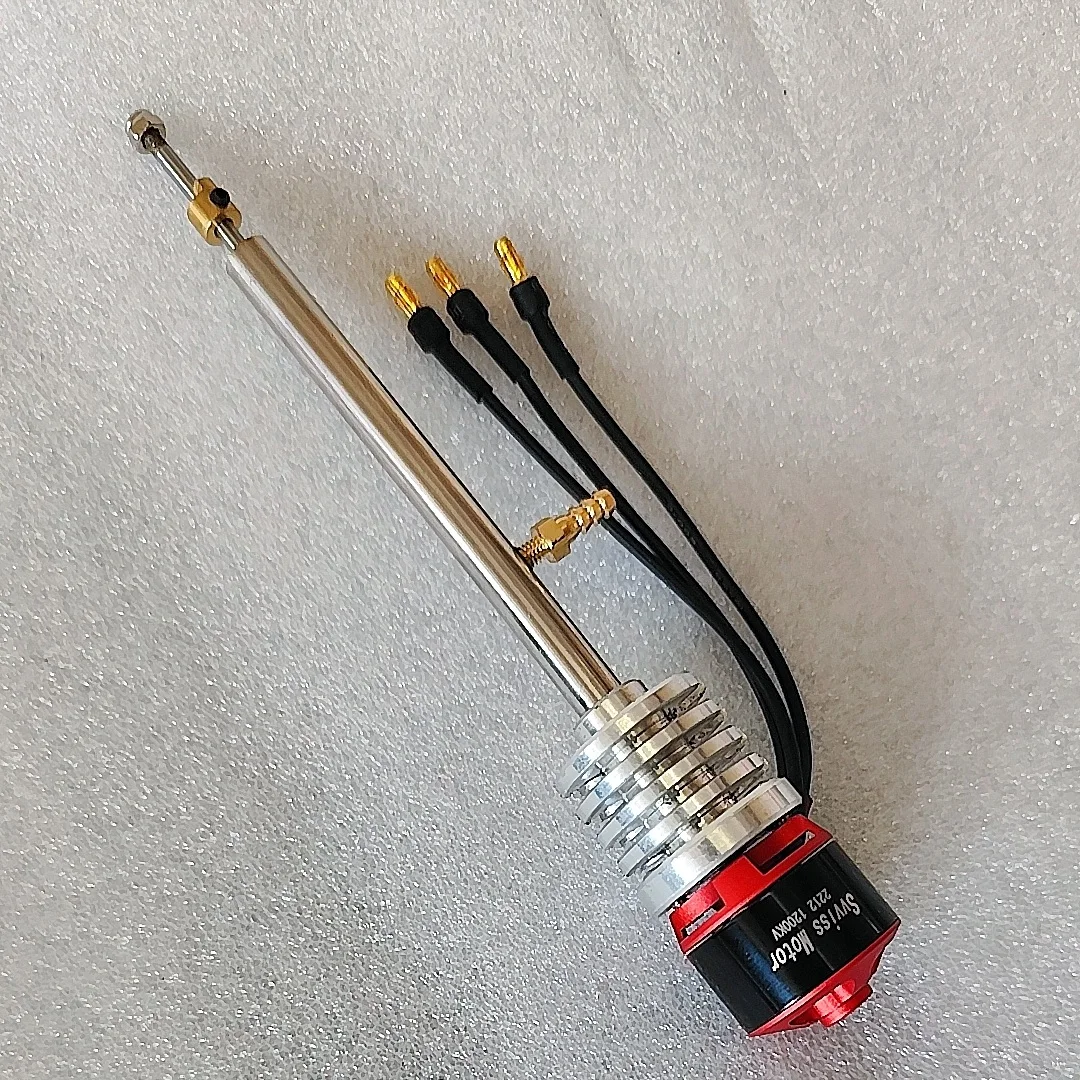 Gros plan sur le moteur RC brushless 1000KV, détails du bobinage cuivre et aimants