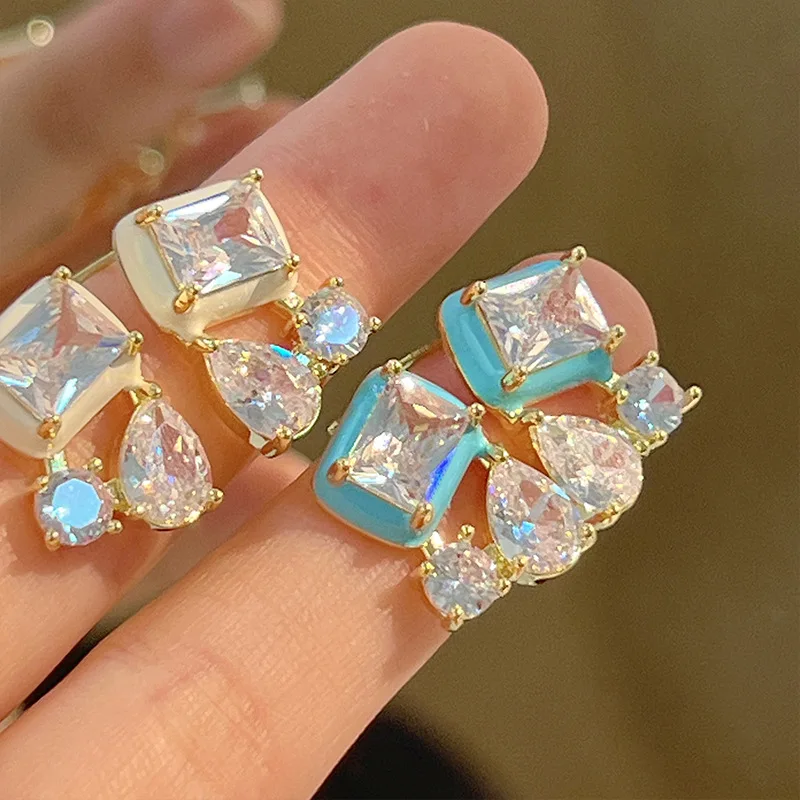 Sweet Candy Waterdrop Zirconia Orecchini Per Le Donne 2023 New Luxury Fashion Design Shinning Stones Earings Jewelry Wholesale