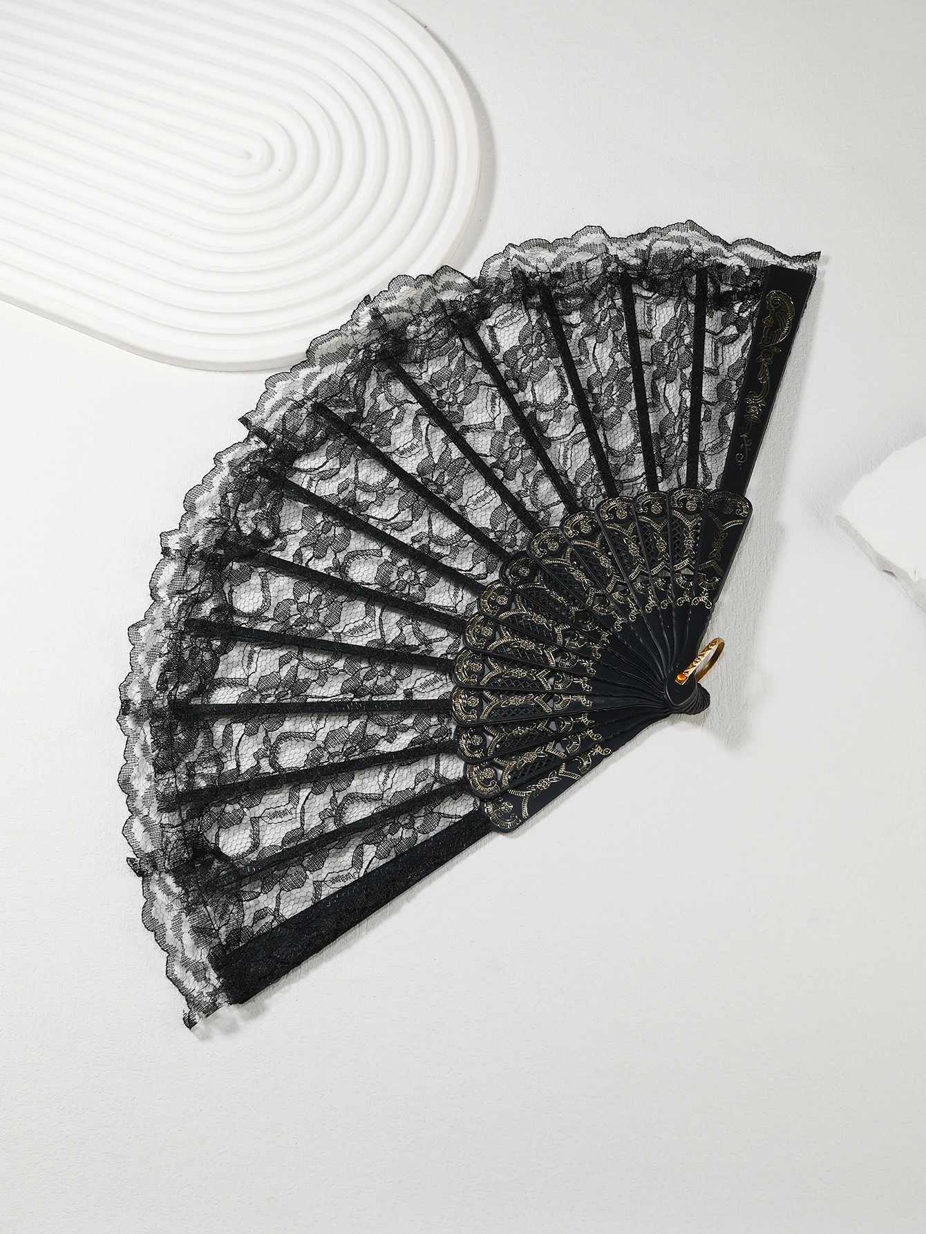 

Solid Lace Decor Hollow Out Prop Foldable Lace Fan Handheld Style Folding Fan Suitable for Party, Wedding, Dance Decoration