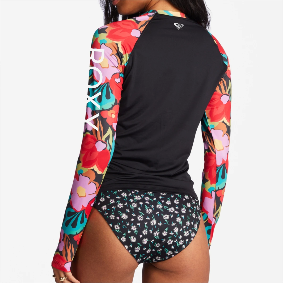 New Women\'s Surfing Shirt Sexy Ladies Surf T-Shirts Beach Sunscreen Rashguard UV Protection Swimwear UPF50 Clothes