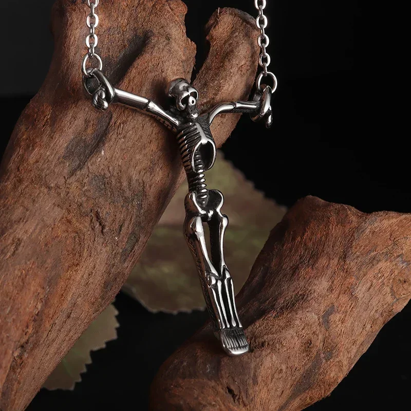 Collana con ciondolo croce scheletro teschio vintage stile
