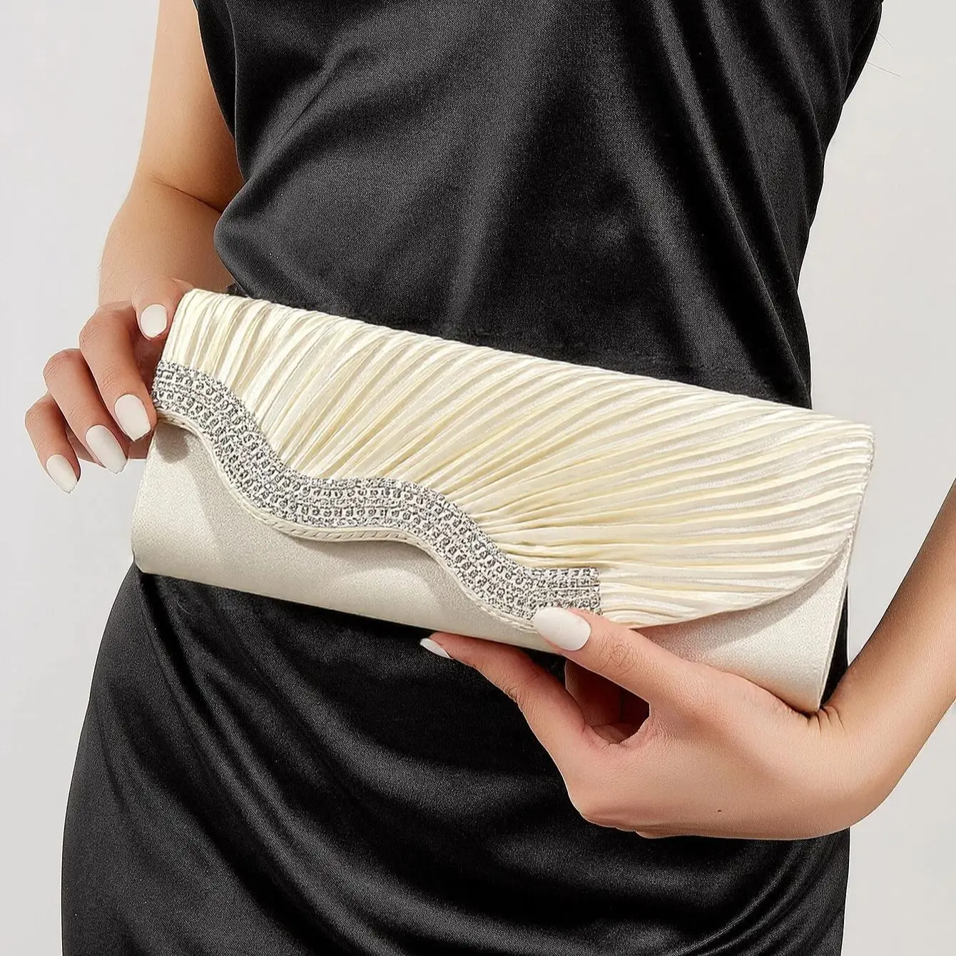 Glitter Women Evening Handbags Ruched Rhinestones Envelope Design Purse