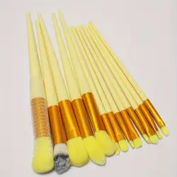 Luxurious Soft Fluffy Makeup Brush Set (Light yellow)