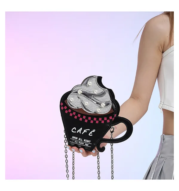 Café Cake Handbag 33