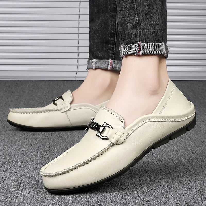 

Men's Authentic Leather Loafers Fashion Calf Leather Shoes Slip-on Business Casual Shoes Breathable Soft Surface Soft Bottom