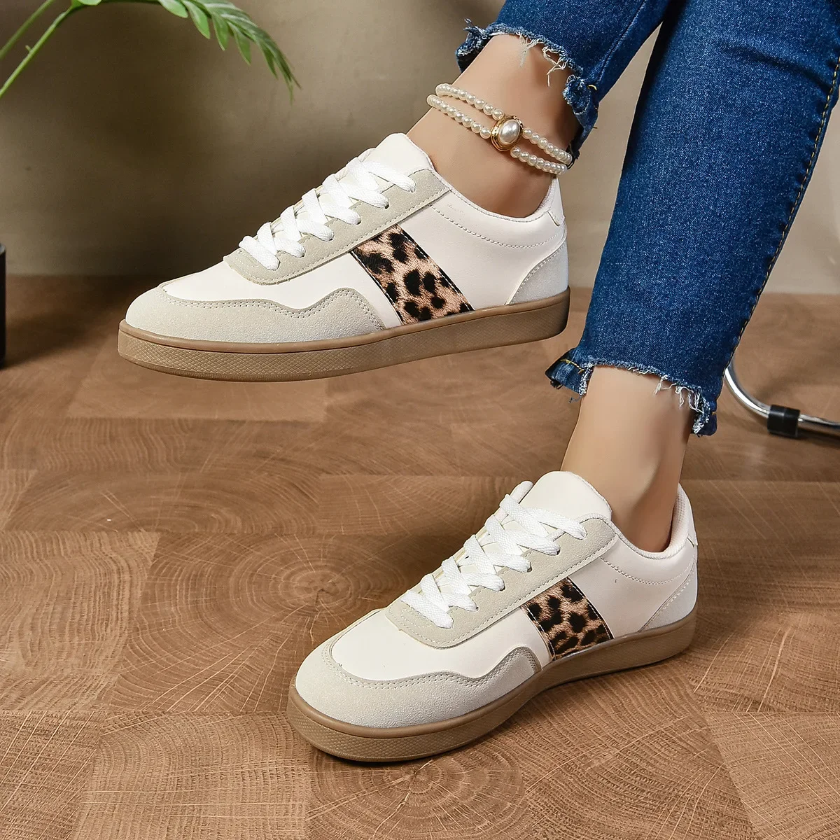 Retro Leopard Print Women's Deqin Shoes Handmade round Toe Large Size Matching Lace-Up Board Shoes Autumn Seasonal Casual Footwe
