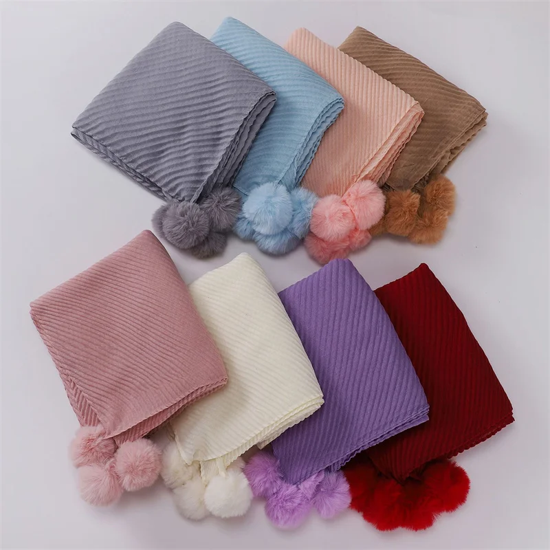 Autumn Fashion Ball Rabbit Fur Pom Pom Viscose Scarf Solid Wrinkle Cotton Scarves Soft Thin Muslim Hijab Neckerchief 160*60Cm