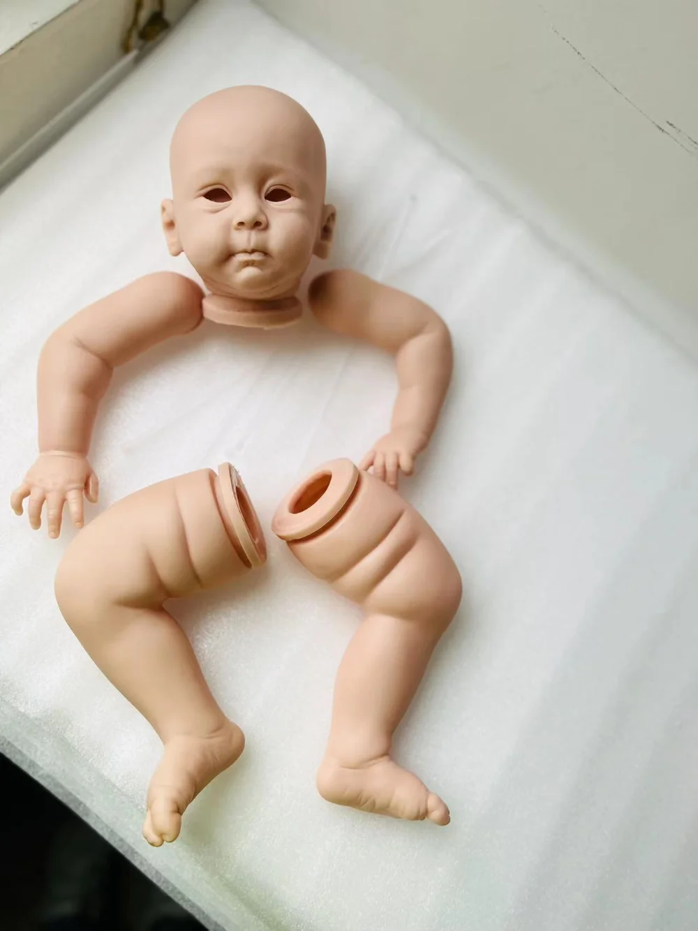 23inch Big Size Reborn Toddler Doll Kit Huxley Unpainted Unfinished DIY Blank Doll Parts with Cloth Body Eyes and COA