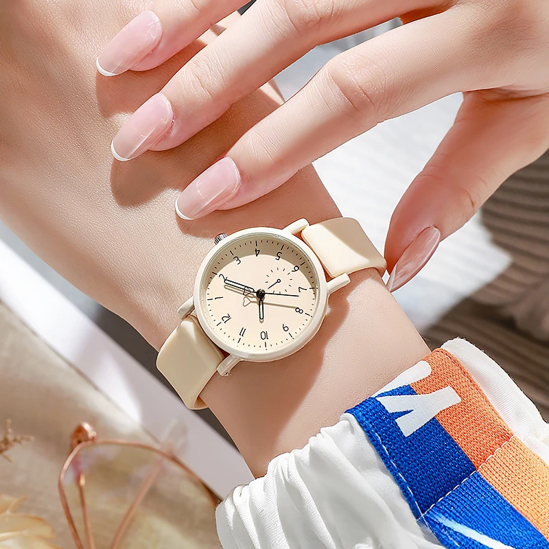 Women's Watch Fashion Simple Quartz Watch Student Sports Watch