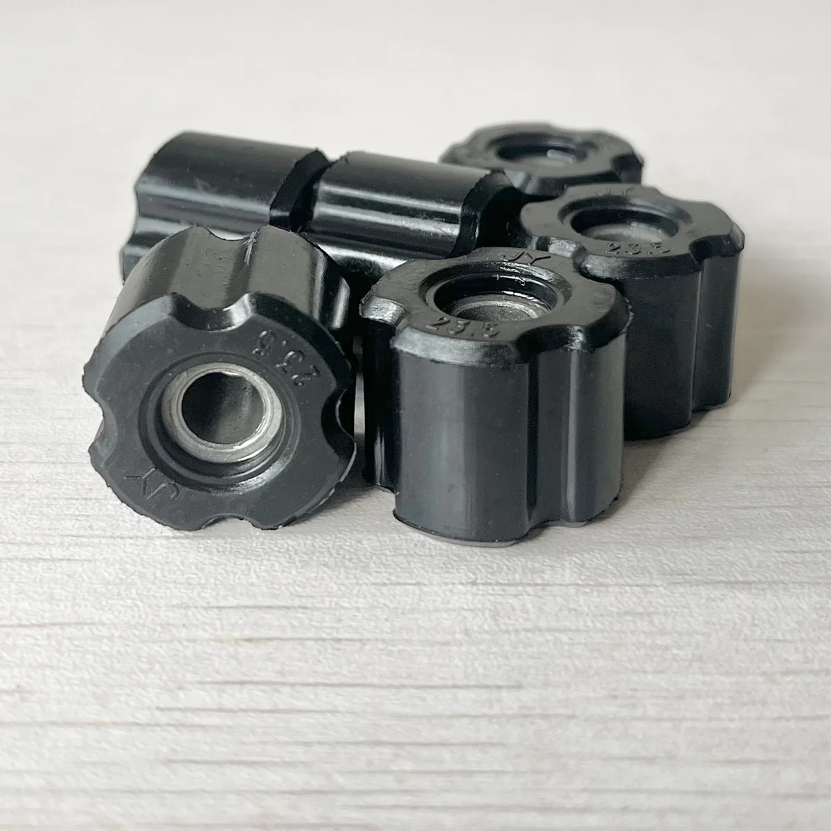 6PCS Brush Cutter Shaft Parts Bushing Oil Bearing 7MM/8MM For Grass Trimmer 26/28mm Tube Pipe Aluminum Tube Inside Replacement brush cutter accessories grass trimmer