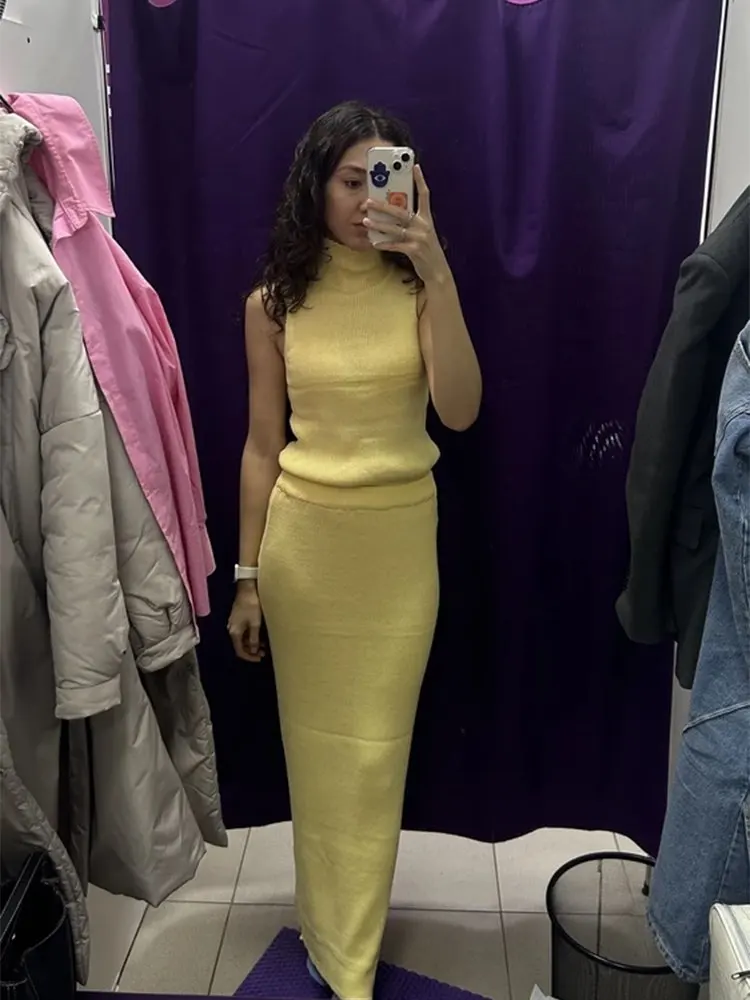 Elegant Spring Two-Piece Skirt Set for Effortless Style photo review