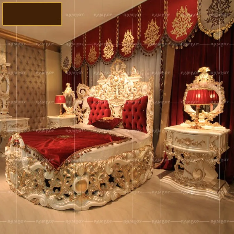 Red And Gold Room Ideas