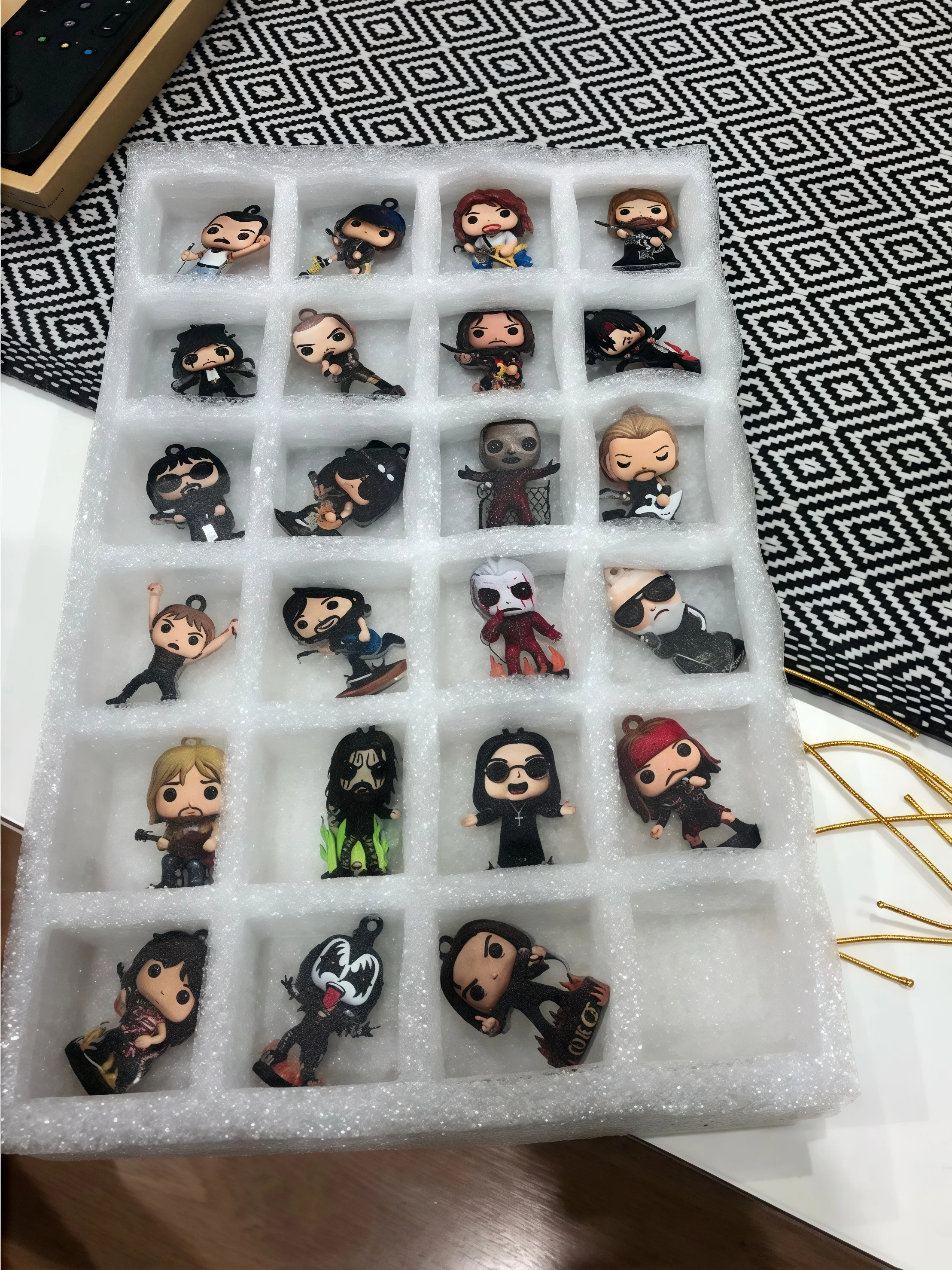 Christmas Advent Calendar Gift Rock and Metal 2D Flat Acrylic Iconic Blind Box Rock and Metal Fans Xmas Countdown Calendar