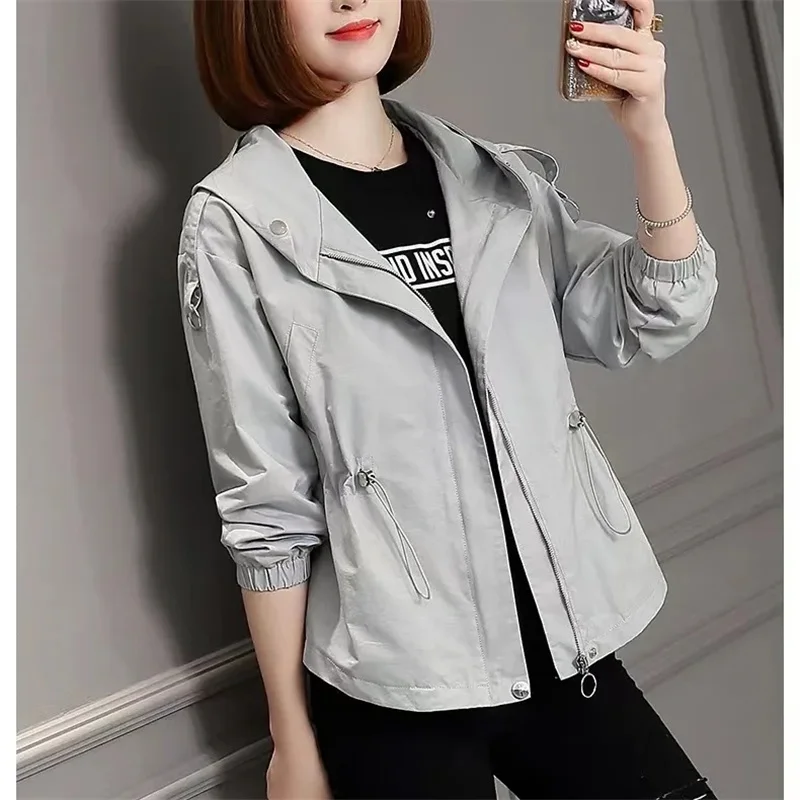 

2022 New Autumn Women Jacket Short Jacket Long Sleeve Causal Windbreaker Famale Hooded Zipper Lightweight Basic Coat Outwear
