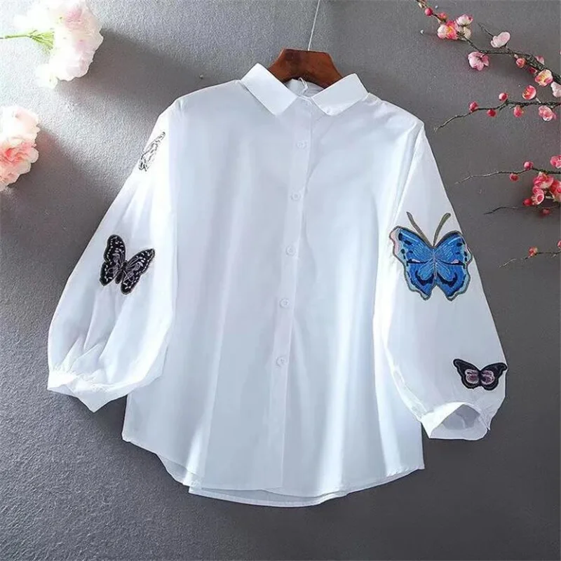 

Retro Lantern Sleeve Blouses Women Top Butterfly Embroidered Shirt For Women Lapel Button OL Blusas Literature Art Female Blouse