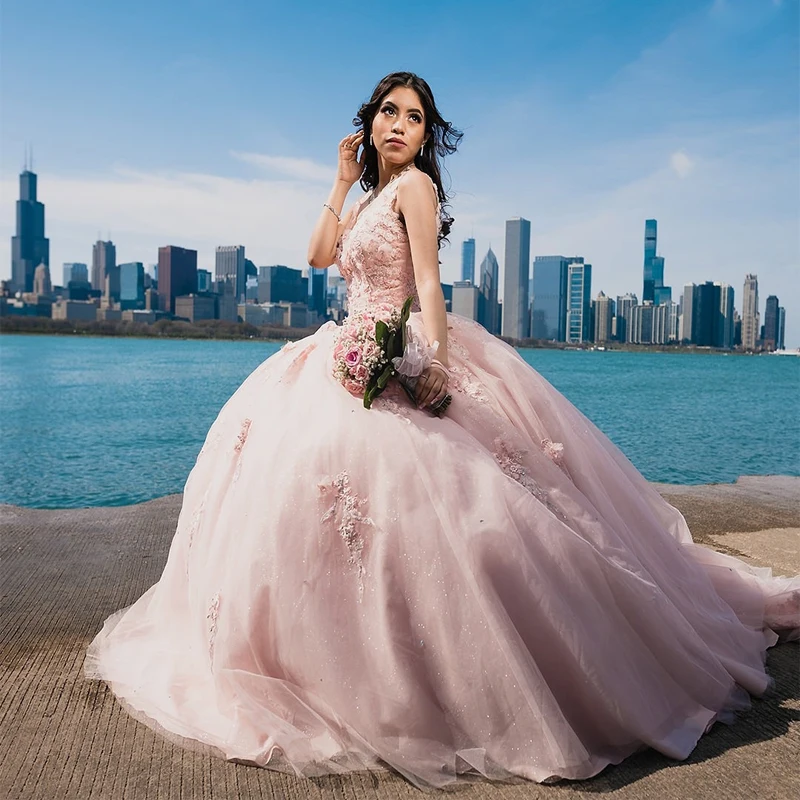 

Pink Ball Gown Quinceanera Dresses 3D Flower Appliques Beaded Vestido De 15 Anos Sweet 16 Princess Birthday Dress