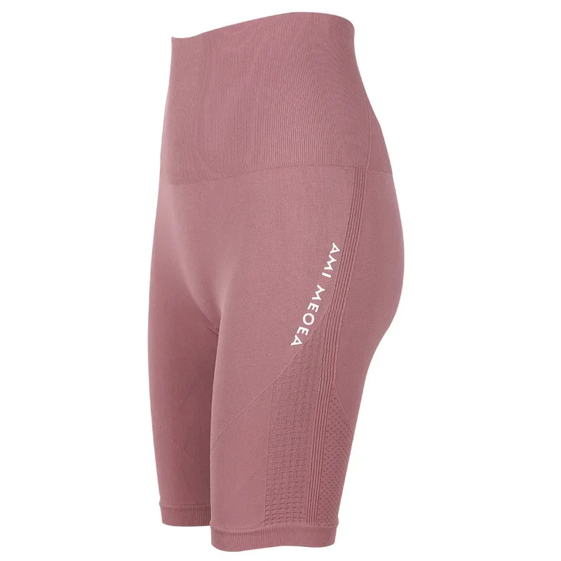 Рисунок 6 - Шорты с завышенной талией для фитнеса и йоги