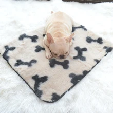 

Pet mat thickened urinal-proof mat for sleeping With a warm mat can be removed and washed pet mat blanket