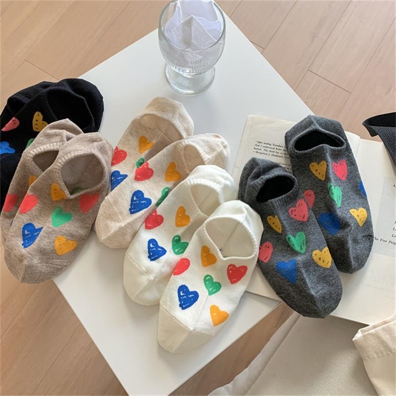 5 Pairs of Women'S Comfortable Short Socks with Heart-Shaped Heels