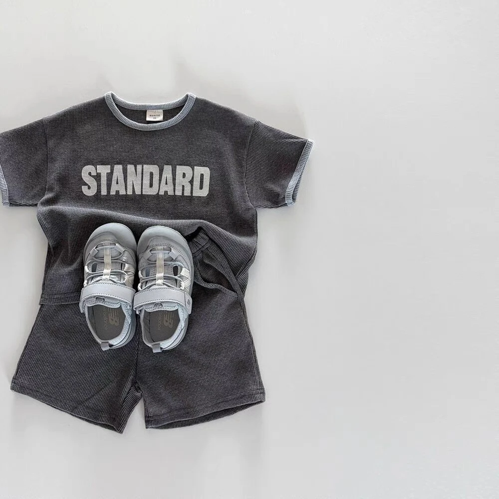TZ2657 Korean Style Summer Outfit for Boys Trendy Short Sleeve Shorts Set Casual Sports Clothes Fashionable And Handsome 4
