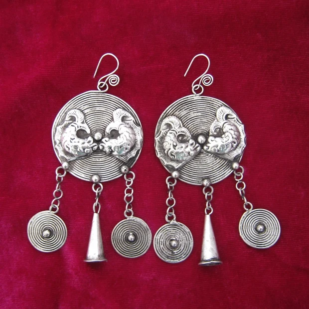 

Exotic Tribal Style Earrings Handmade Miao Silver Jewelry National Fashionable Sue Pisces Horn Earrings