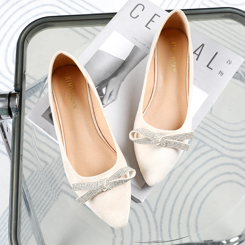 

Остроносые женские туфли-лодочки с бантом, большие размеры, черные рабочие туфли