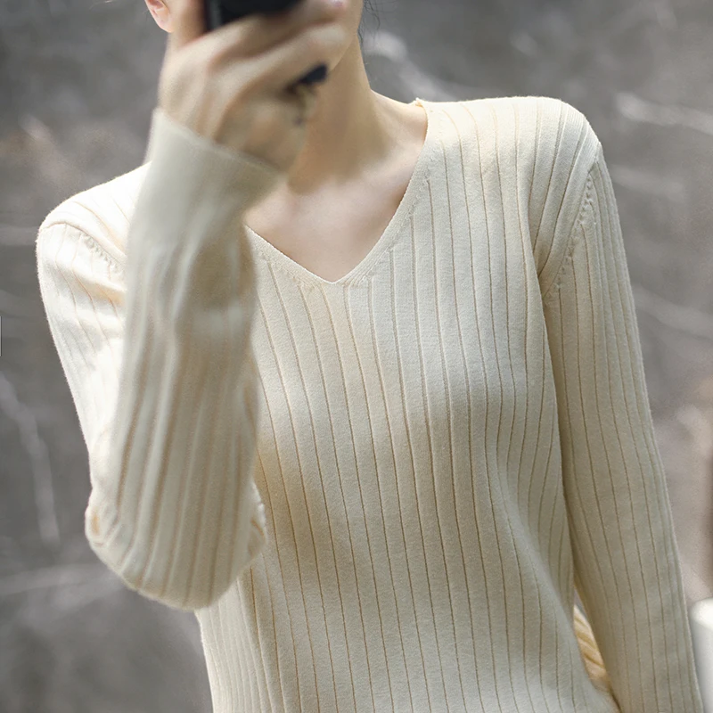 Loose Fitting Pullover Western-style Sweater with Long Sleeves and A Base Layer Top 2025 Spring and Autumn New V-neck Knitted 86