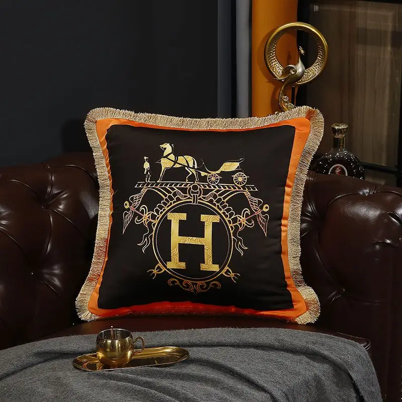 

Retro Luxury Cushion Black Mysterious Thicken Silk Satin Macrame Fringe Lace Double Sided Office Room Decoration Cafe Sofa