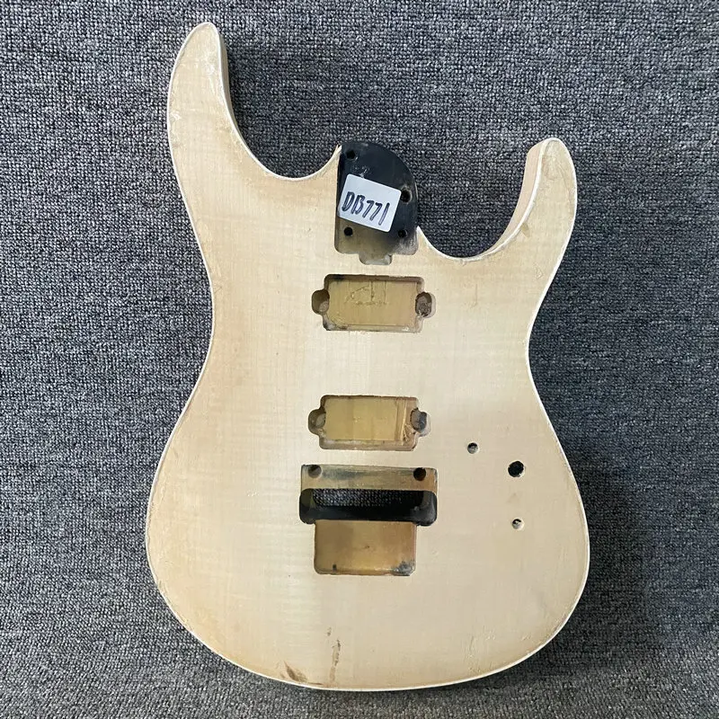 DB771 Floyd Rose Electric Guitar Unfinished Jackson Electric Guitar Body Natural Flamed Maple with 2 Humbucker Pickups for DIY