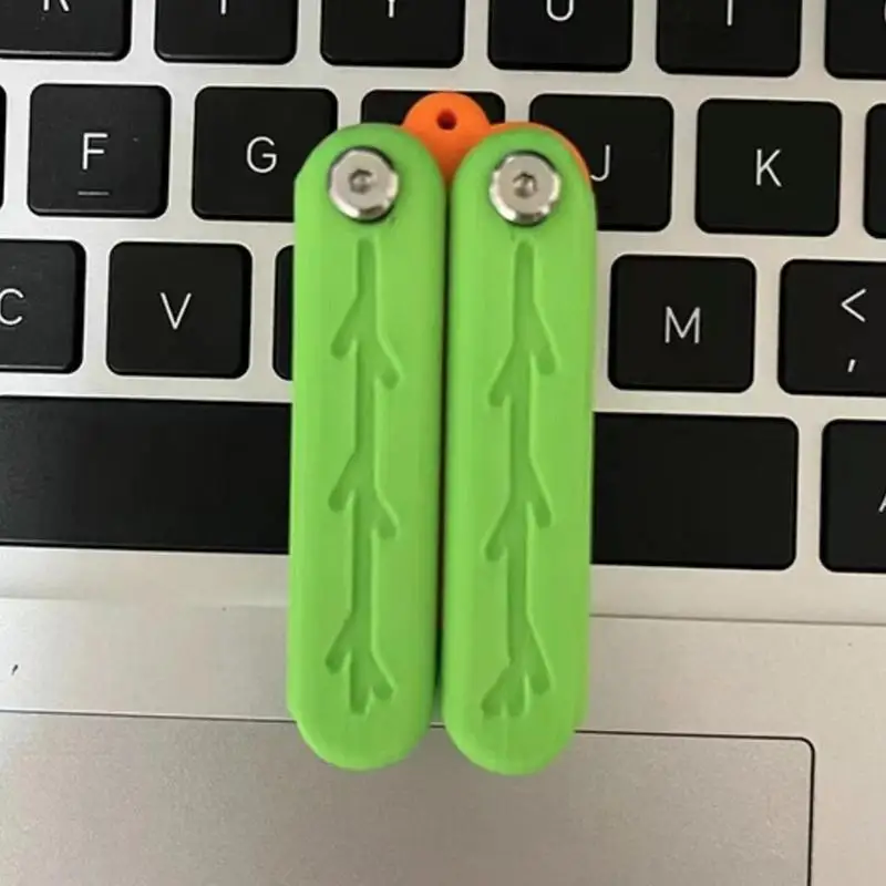 Cosplay Prop Cosplay Toy Game Knife 3D Carrot Butterfly Knifes Cartoon Carrot Design Gravity Swing Toy Training Butterfly Knifes Flat Replace Toy Halloween Gift