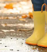Shevalues Neue Regenstiefel für Jungen und Mädchen, wasserdichte, rutschfeste Kleinkind-Regenstiefel mit einfach zu verwendenden Griffen, niedliche rutschfeste Komfortstiefel – Detail 10