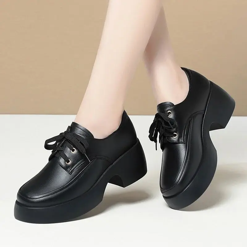 2024 Elegant Versatile Lace Up Comfortable Soft Leather Shoes Woman New Retro Thick Sole High Heel Casual Single Shoes 2