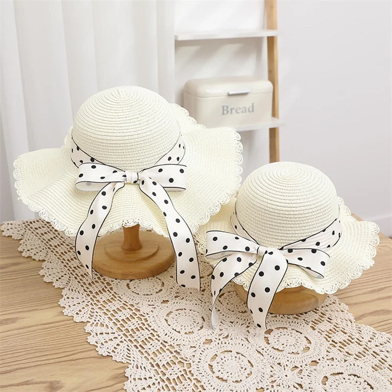 

Adorable Straw Hat and Crossbody Bag Set for Little Girls - Perfect for Summer Beach Trips with Wide Brim Bowknot and Sun
