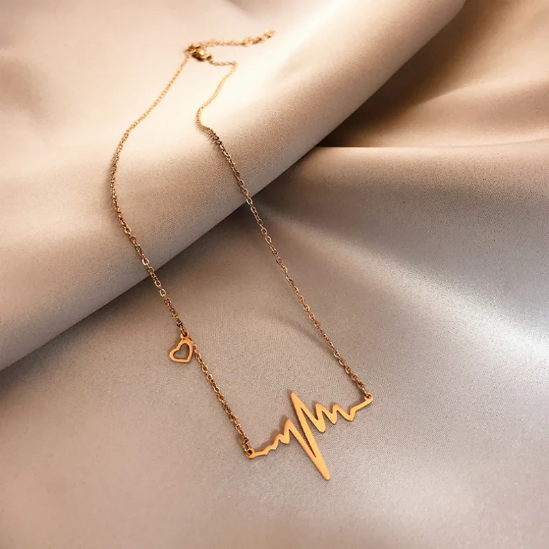 

Korean Fashion Heartbeat Pendant 18K Rose Gold Titanium Steel Necklace Female Clavicle Chain Simple Temperament