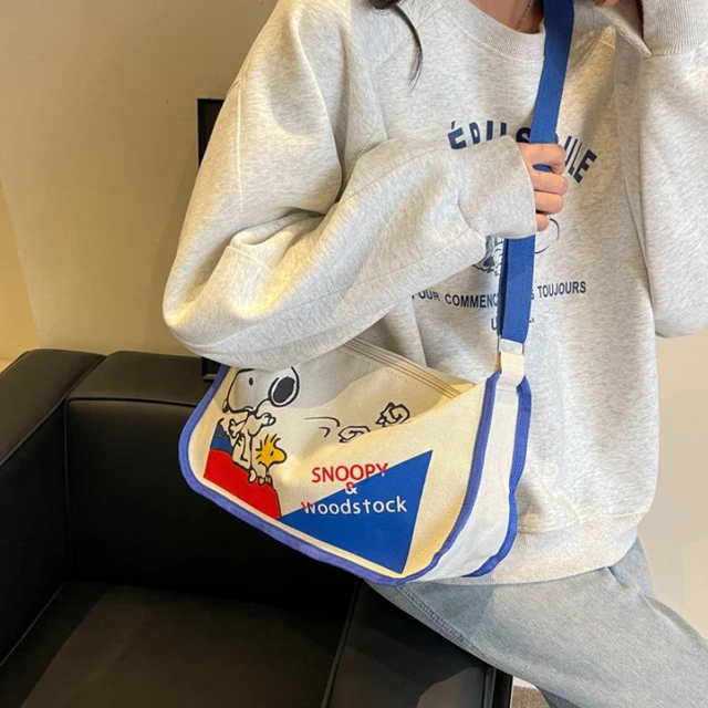Bandolera de Lona para Mujer Snoopy 2026 2