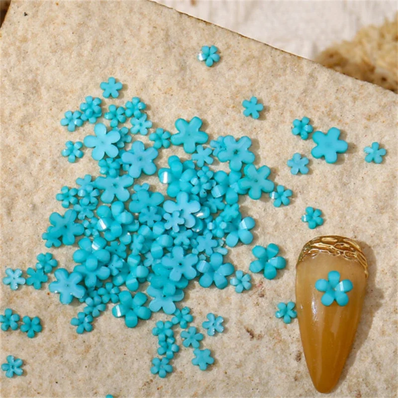 100 Stück japanische weiße kleine Blumen Nail Art Charms 3D Harz 5 Blütenblatt Strasssteine Nageldekorationen Kawaii Zubehör Maniküre DIY – Detail 13