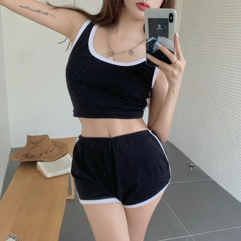 Sports Two Piece Suits Women Summer New Slim Contrast Color Tank Tops+High Waist Shorts Sets Femme